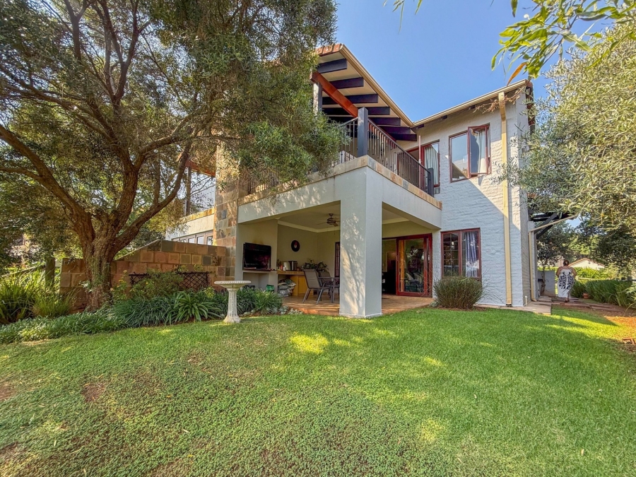 3 Bedroom Property for Sale in The Coves North West